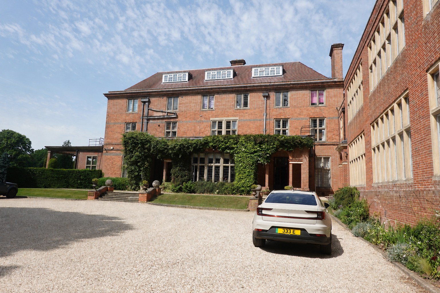 Cheam School